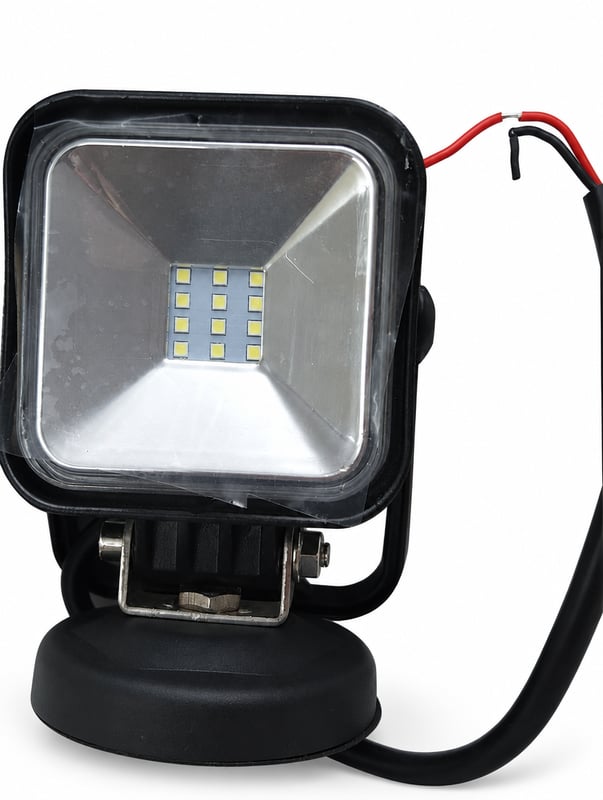 פנס עבודה לד מרובע 15W + מגנט